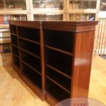 Antieke lage Engelse boekenkast 2