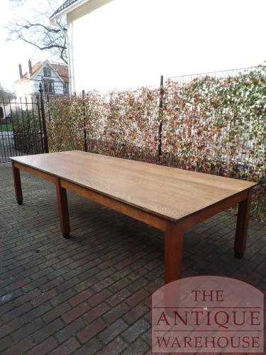Antieke lange Franse eikenhouten eettafel 2