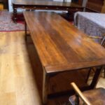 Antieke lange Franse kersenhouten eettafel 1