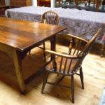 Antieke lange Franse kersenhouten eettafel 2