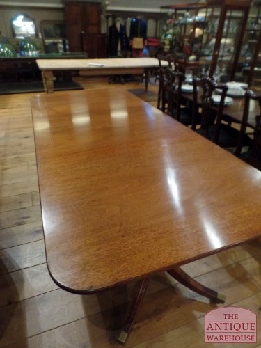 Antieke mahonie eettafel met twee tussenbladen 2