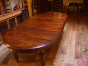 VERKOCHT  antieke mahonie Engelse  ovale eettafel,