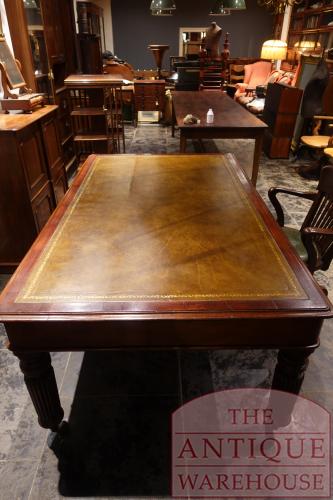Antieke Engelse mahoniehouten partners schrijftafel circa 1880 3