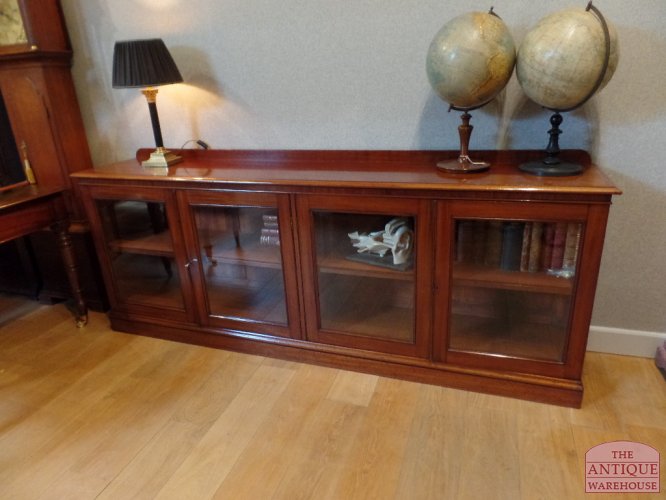 Antieke mahoniehouten lage boekenkast 2