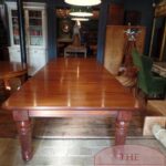 Antieke mahoniehouten wind out uitschuif tafel voor max 16 personen 2