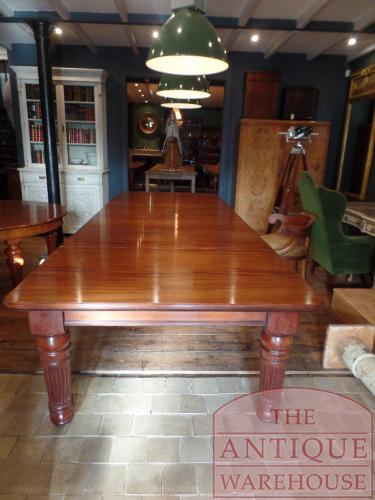 Antieke mahoniehouten wind out uitschuif tafel voor max 16 personen 2