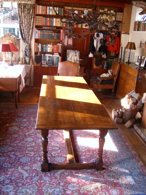 VERKOCHT Eiken eettafel 260 x 95 cm,