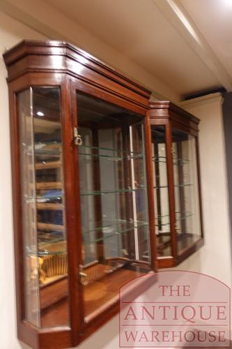 paar antieke Engelse hang vitrinekasten 2