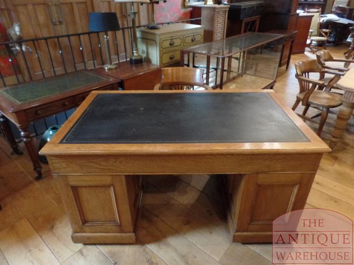 Antiek eikenhouten Engels kwaliteitsbureau 3