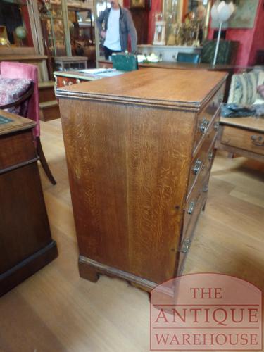 antiek Engels ladekastje 3