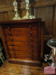 VERKOCHT SOLD antiek vlinderkastje