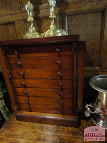 VERKOCHT SOLD antiek vlinderkastje