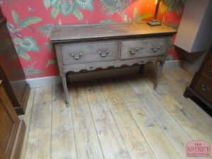 VERKOCHT SOLD antieke eiken dresser, side table, wand tafel