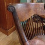 Antieke eikenhouten Engelse bureaustoel 2