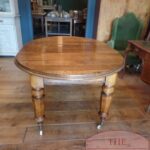 Antieke Engelse eikencoulissen tafel 1