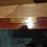 Antieke Engelse schrijftafel circa 1880, gesigneerd Hindley en Wilkinson, Londen 2