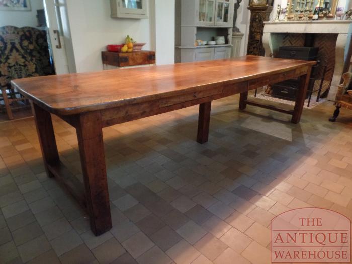 Antieke kersenhouten Franse tafel 2