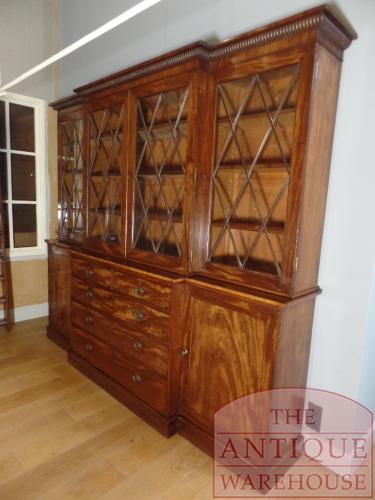 VERKOCHT SOLD antieke mahoniehouten Engelse breakfront boekenkast circa 1800 - 1850, impressive antique early 19 th century mahogany breakfront bookcase