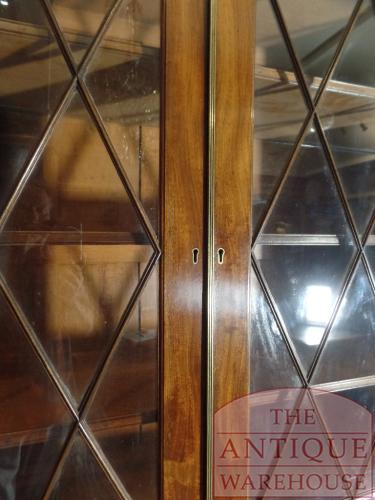 Antieke mahoniehouten Engelse breakfront boekenkast circa 1800-1850 3