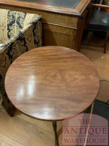 VERKOCHT SOLD  antieke mahoniehouten Engelse tilt top tafel klein