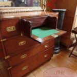 Antieke mahoniehouten military ladenkast met secretaire 3
