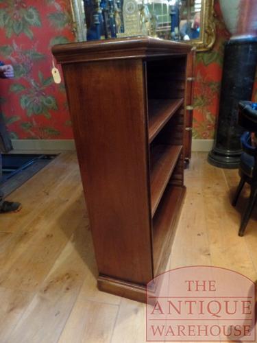 Antieke mahoniehouten open boekenkast 3