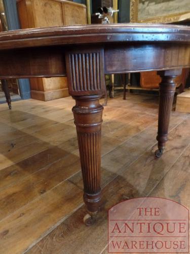 Antieke mahoniehouten wind out coulissentafel voor max 12 personen 3