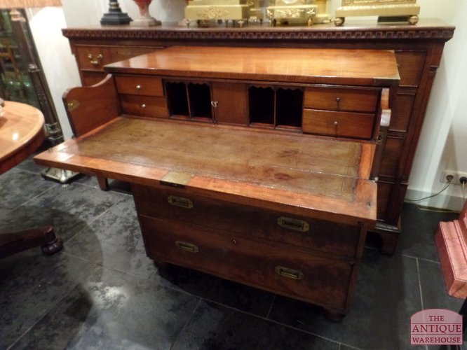 Antieke military ladenkast met schrijfgedeelte 2