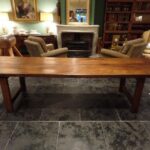 Antieke noten houten Franse tafel 1