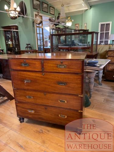 VERKOCHT  SOLD   ANTIQUE MILITARY CHEST antique military chest