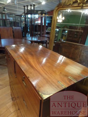 Antieke mahonie military ladekast 3