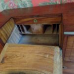 Antieke military ladekast met secretaire in kamferhout 3