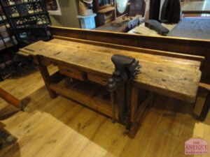 VERKOCHT SOLD  vintage werkbank, side table