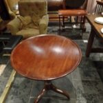 antiek tilt top tafeltje 1