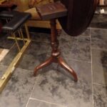 antiek tilt top tafeltje 3