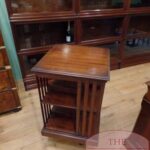 Zeer stevige antieke mahoniehouten boekenmolen met gietijzeren onderstel 1