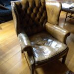 vier antieke oorfauteuils 3