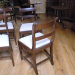 vier antieke stoelen 3