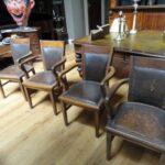 vier eiken stoelen 1