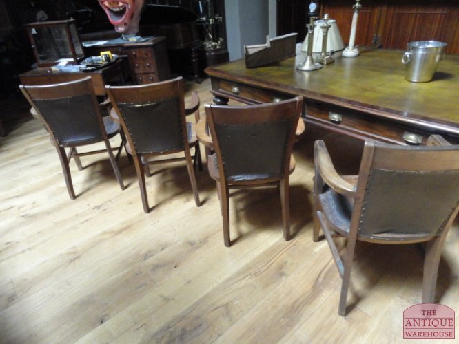 vier eiken stoelen 2