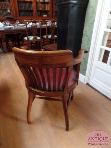 Vier zeer goed zittende bureaustoelen 2